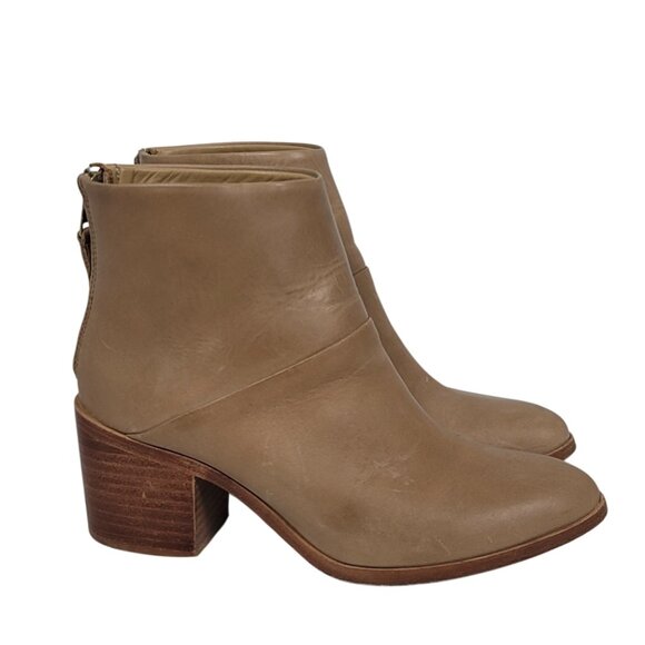 Nisolo Women's Dari Ankle Bootie Almond Beige Leather 7 - Picture 1 of 8